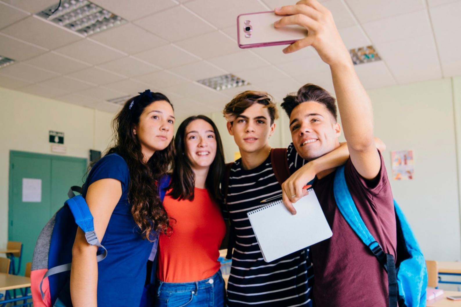 Moderne Lernumgebung mit digitalen Analysewerkzeugen