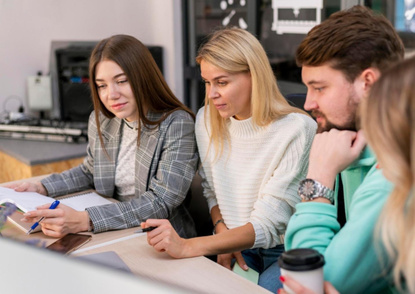 Praktische Wirtschaftsanalyse und Lernmaterialien